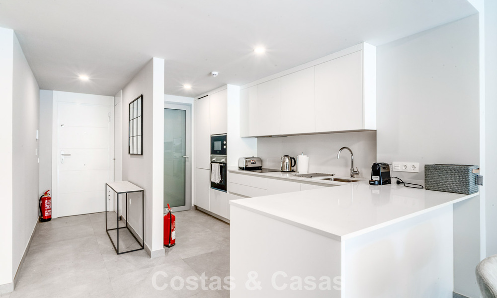 Two-bedroom ground floor apartment for sale just steps from the beach in Elviria, Marbella 783662