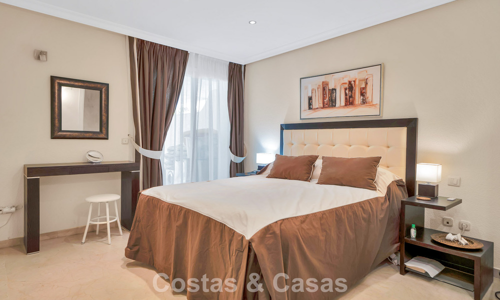 Ground floor apartment for sale in a frontline beach complex on the New Golden Mile, Marbella - Estepona 783671