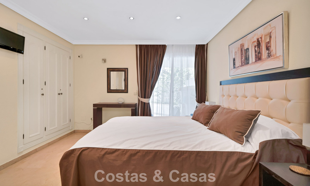 Ground floor apartment for sale in a frontline beach complex on the New Golden Mile, Marbella - Estepona 783678
