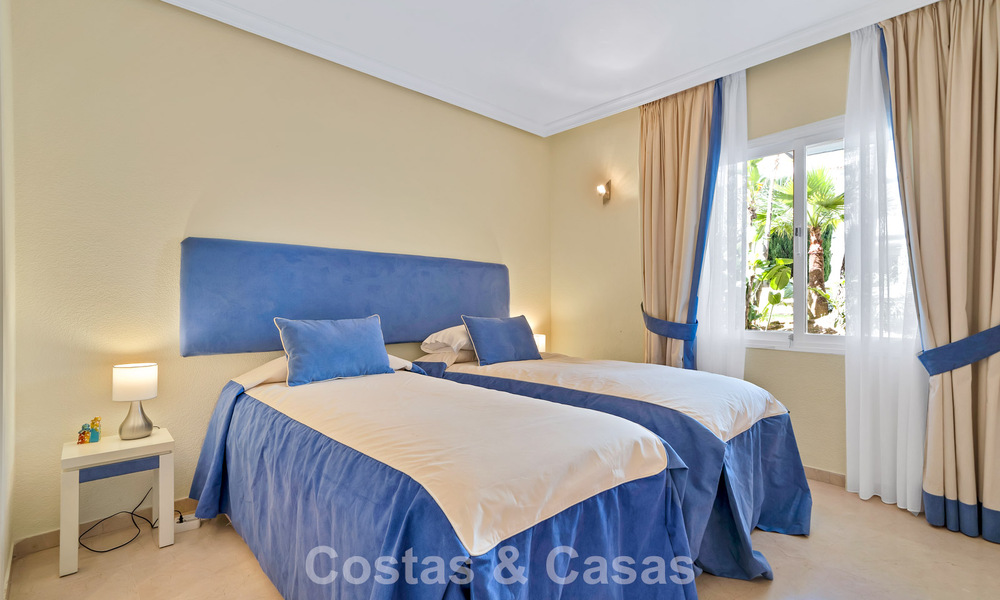 Ground floor apartment for sale in a frontline beach complex on the New Golden Mile, Marbella - Estepona 783679