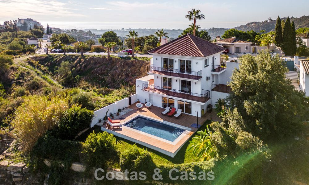 Spacious family villa with private pool and panoramic views, nestled in the hills of Estepona 783715