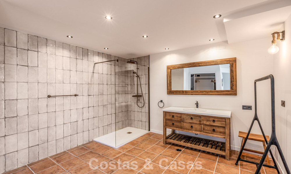Spacious family villa with private pool and panoramic views, nestled in the hills of Estepona 783733