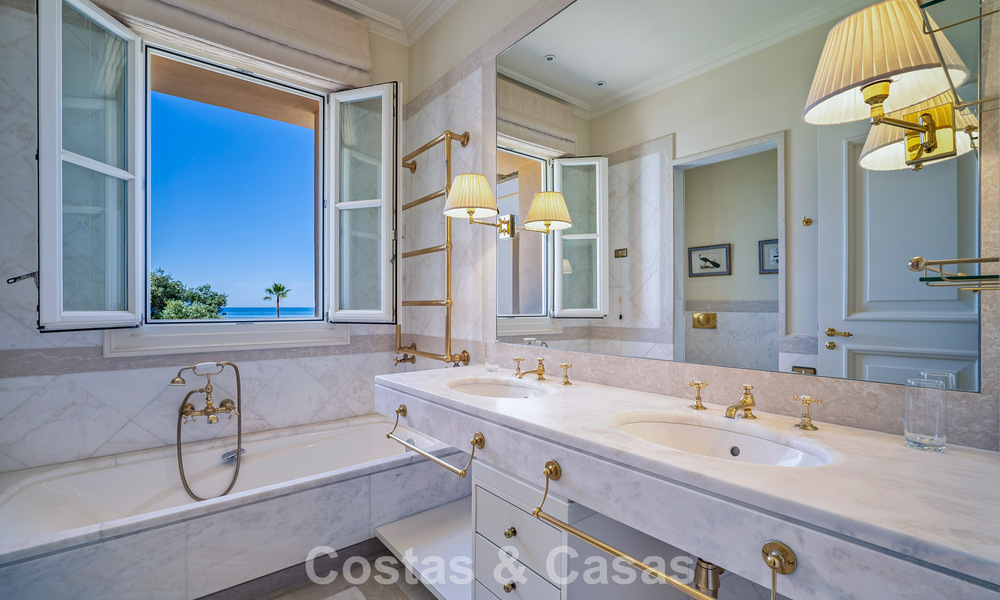 Classic Mediterranean luxury villa for sale just steps from the beach in Los Monteros, east of Marbella center 783765