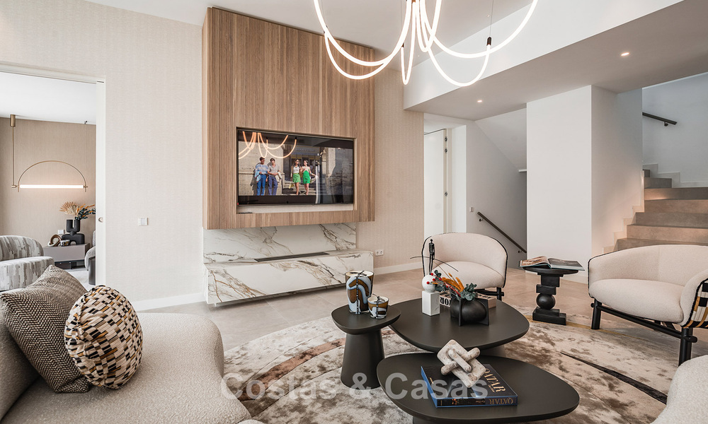 Stylish modern 5-bedroom villa for sale on the New Golden Mile between Marbella and Estepona 783786