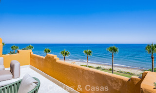 Stylishly renovated beachfront apartment with unobstructed sea views, between Marbella and Estepona 782905 