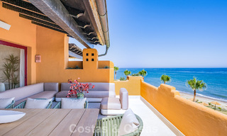 Stylishly renovated beachfront apartment with unobstructed sea views, between Marbella and Estepona 782910 