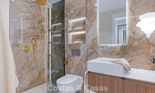 Stylishly renovated beachfront apartment with unobstructed sea views, between Marbella and Estepona 782927 