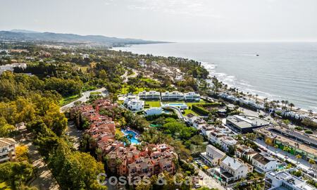 Modernly renovated apartment with stunning sea views for sale just steps from the beach on Marbella's Golden Mile 783798