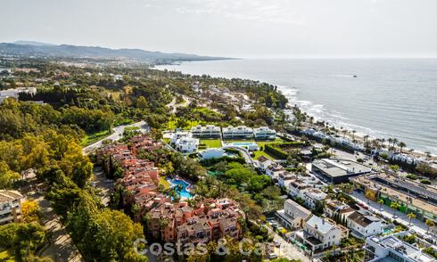 Modernly renovated apartment with stunning sea views for sale just steps from the beach on Marbella's Golden Mile 783798