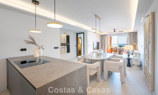 Modernly renovated apartment with stunning sea views for sale just steps from the beach on Marbella's Golden Mile 783815 