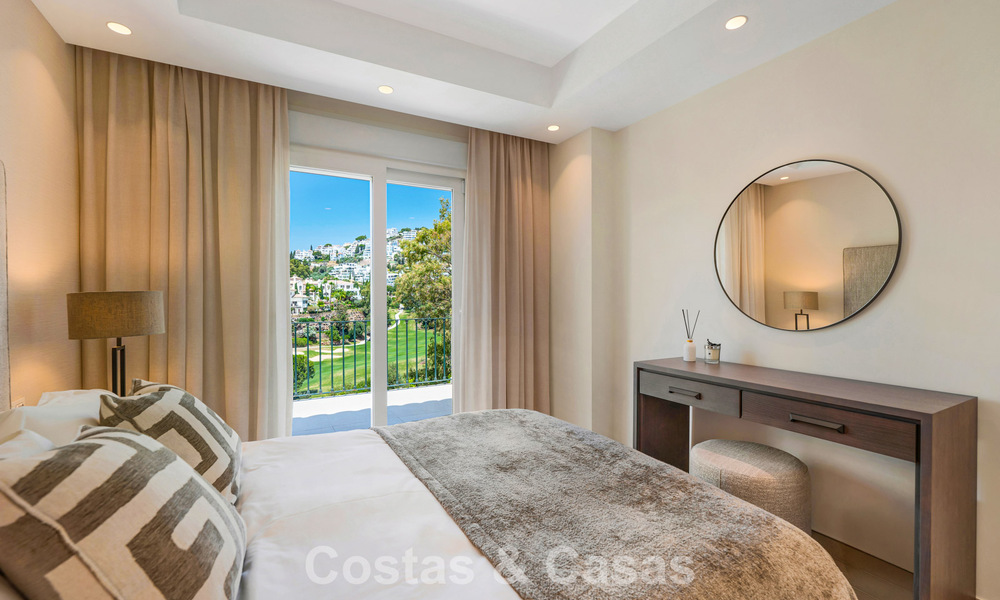 Beautifully renovated townhouse for sale in a gated community in La Quinta, Marbella - Benahavis 783843