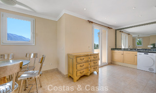 Stunning, luxury 3-bedroom penthouse for sale in a frontline golf complex in Nueva Andalucia, Marbella 783875 
