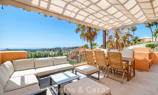 Opportunity! 3-bedroom luxury penthouse with panoramic sea views for sale in Nueva Andalucia's Golf Valley, Marbella 783321 