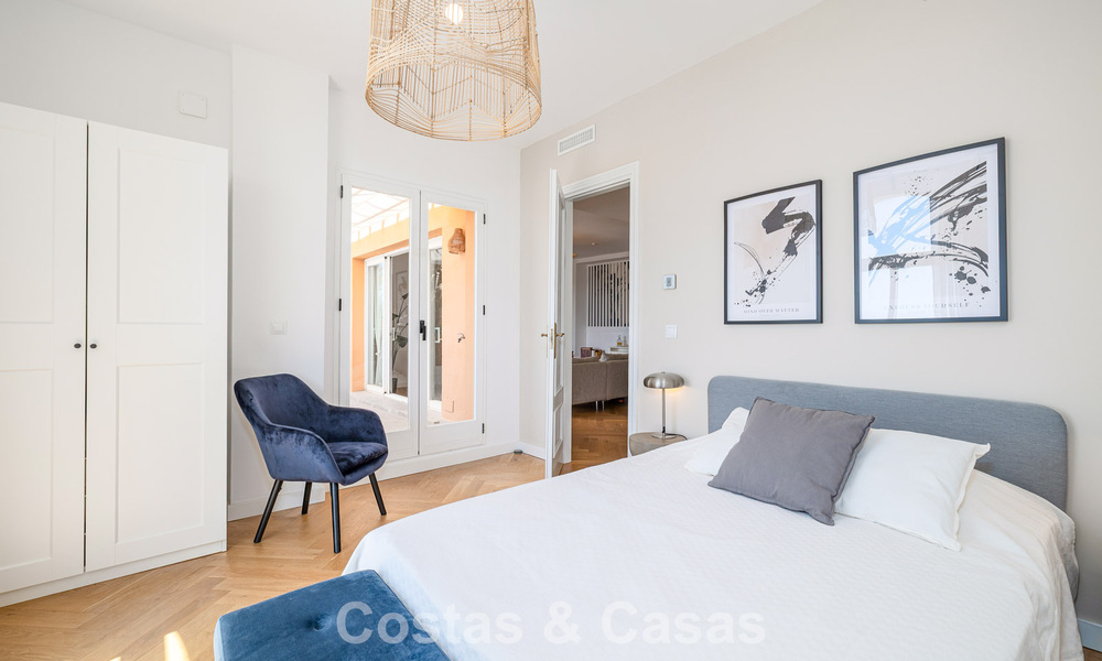 Opportunity! 3-bedroom luxury penthouse with panoramic sea views for sale in Nueva Andalucia's Golf Valley, Marbella 783327