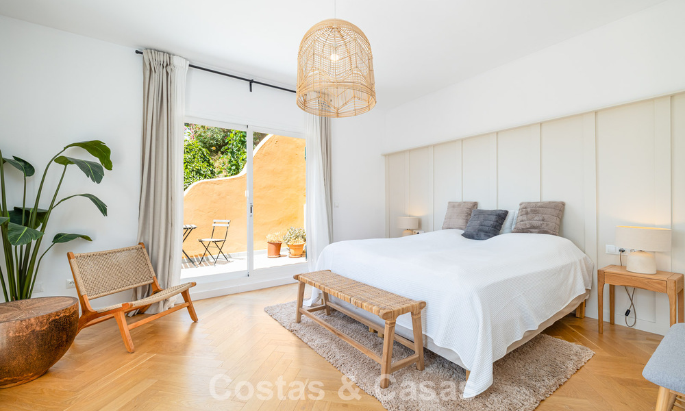Opportunity! 3-bedroom luxury penthouse with panoramic sea views for sale in Nueva Andalucia's Golf Valley, Marbella 783334