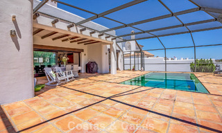 Move-in ready, single-level luxury villa for sale frontline golf in a leading resort in Mijas, Costa del Sol 783955 