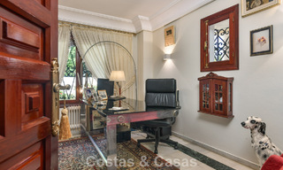 Classic Mediterranean-style villa for sale within walking distance of Marbella's city center 784012 