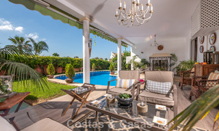 Classic Mediterranean-style villa for sale within walking distance of Marbella's city center 784017 