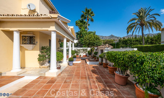 Classic Mediterranean-style villa for sale within walking distance of Marbella's city center 784041 
