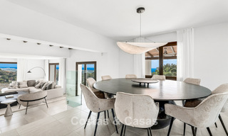Luxury Spanish-style villa with mountain and sea views for sale on the New Golden Mile between Marbella and Estepona 784062 