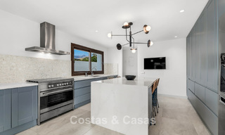 Luxury Spanish-style villa with mountain and sea views for sale on the New Golden Mile between Marbella and Estepona 784064 