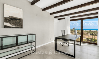 Luxury Spanish-style villa with mountain and sea views for sale on the New Golden Mile between Marbella and Estepona 784076 