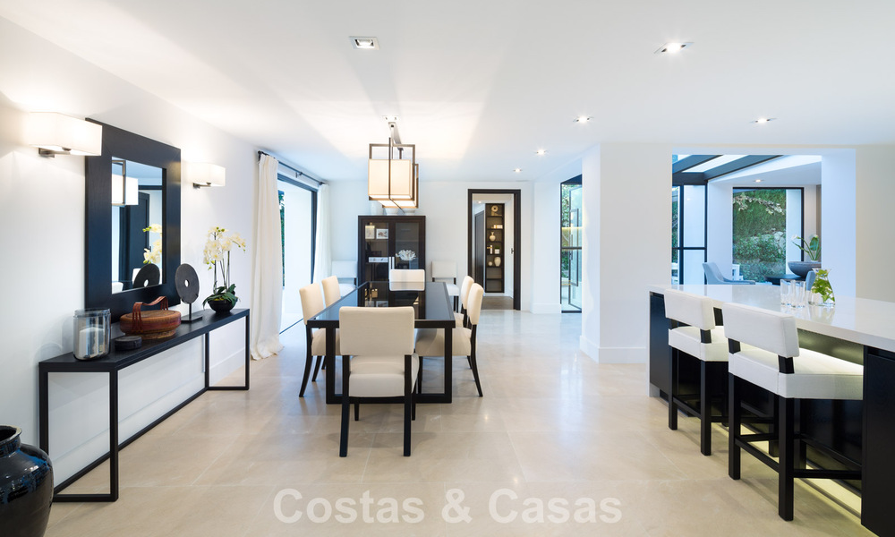 Luxurious, modern Mediterranean villa for sale, frontline Aloha Golf in Nueva Andalucia's Valley, Marbella 784080