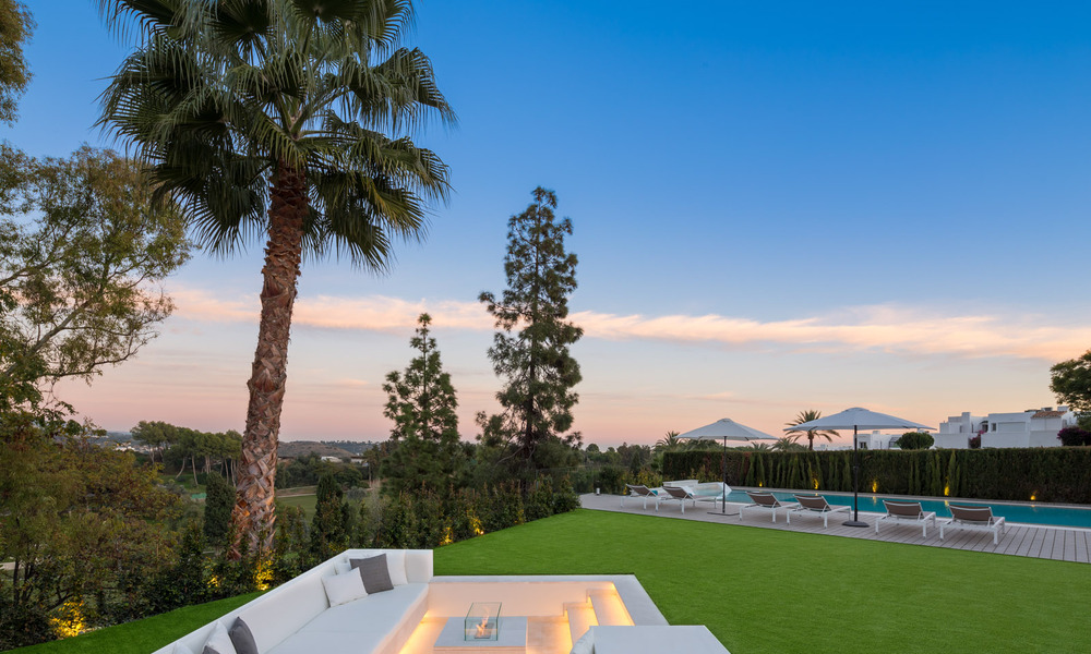 Luxurious, modern Mediterranean villa for sale, frontline Aloha Golf in Nueva Andalucia's Valley, Marbella 784102