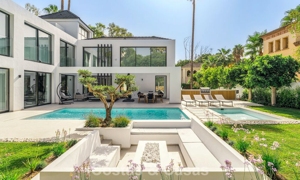 Move-in ready, modernized luxury villa for sale in the heart of Nueva Andalucia, Marbella 784114