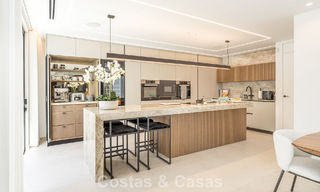 Move-in ready, modernized luxury villa for sale in the heart of Nueva Andalucia, Marbella 784121 