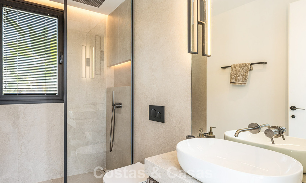 Move-in ready, modernized luxury villa for sale in the heart of Nueva Andalucia, Marbella 784142