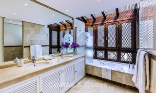 Duplex penthouse for sale with sea views in a frontline beach complex within walking distance of Puerto Banús, Marbella 784147 