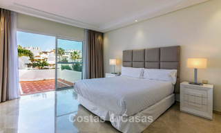 Duplex penthouse for sale with sea views in a frontline beach complex within walking distance of Puerto Banús, Marbella 784156 