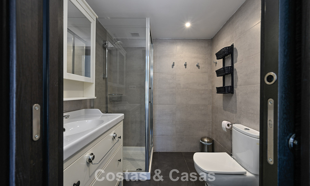 Exclusive penthouse with panoramic views for sale in the heart of Puerto Banús, Marbella 784200