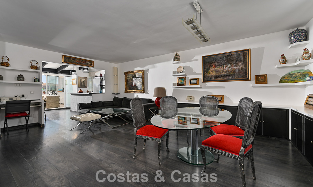 Exclusive penthouse with panoramic views for sale in the heart of Puerto Banús, Marbella 784201