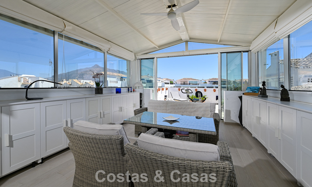 Exclusive penthouse with panoramic views for sale in the heart of Puerto Banús, Marbella 784205