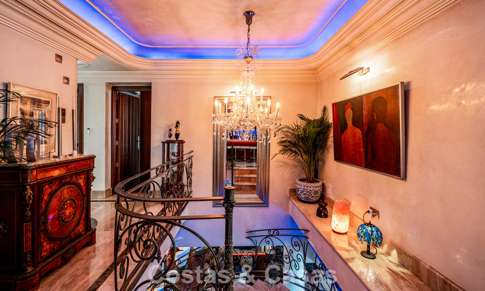 Spacious duplex apartment for sale with stunning views, frontline marina in Puerto Banus, Marbella 784161