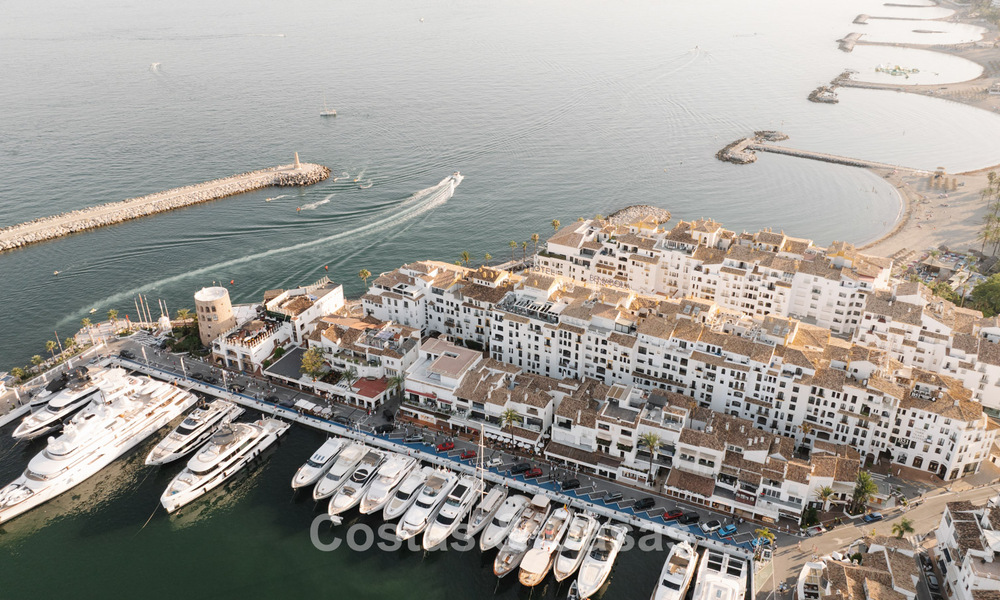 Spacious duplex apartment for sale with stunning views, frontline marina in Puerto Banus, Marbella 784170