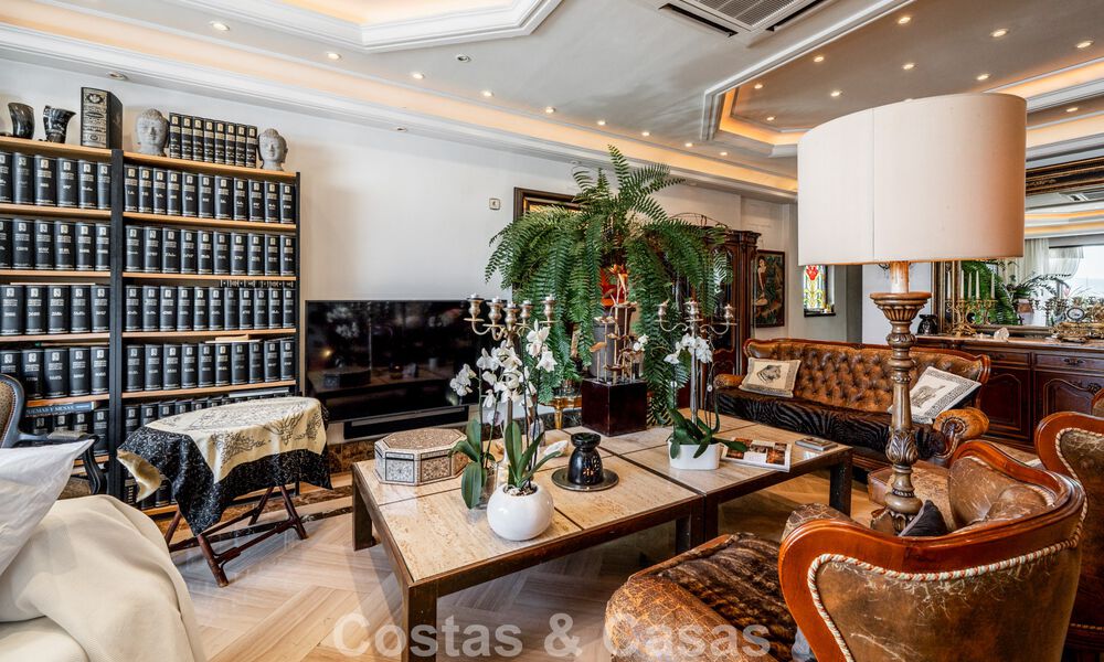 Spacious duplex apartment for sale with stunning views, frontline marina in Puerto Banus, Marbella 784179