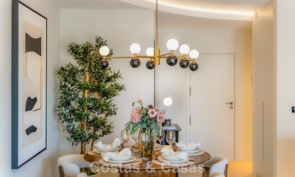 Luxurious renovated 3-bedroom apartment for sale with panoramic views on Marbella’s Golden Mile 784217