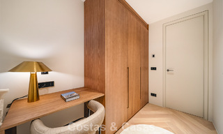 Luxurious renovated 3-bedroom apartment for sale with panoramic views on Marbella’s Golden Mile 784241 