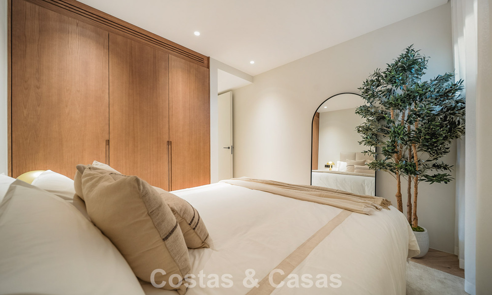 Luxurious renovated 3-bedroom apartment for sale with panoramic views on Marbella’s Golden Mile 784243