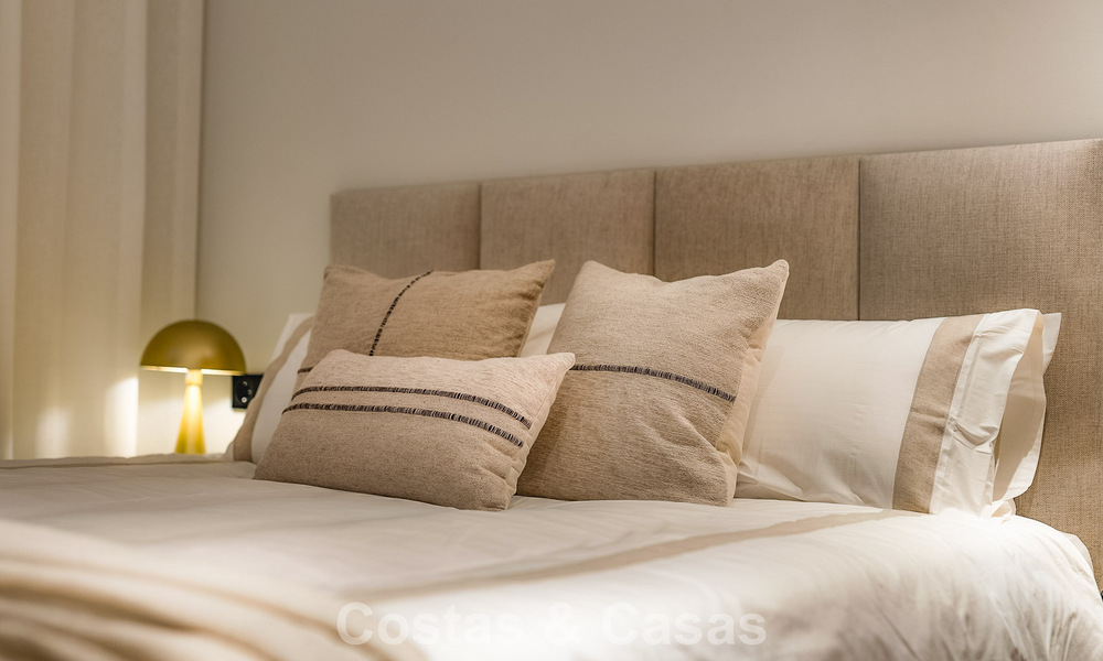 Luxurious renovated 3-bedroom apartment for sale with panoramic views on Marbella’s Golden Mile 784244