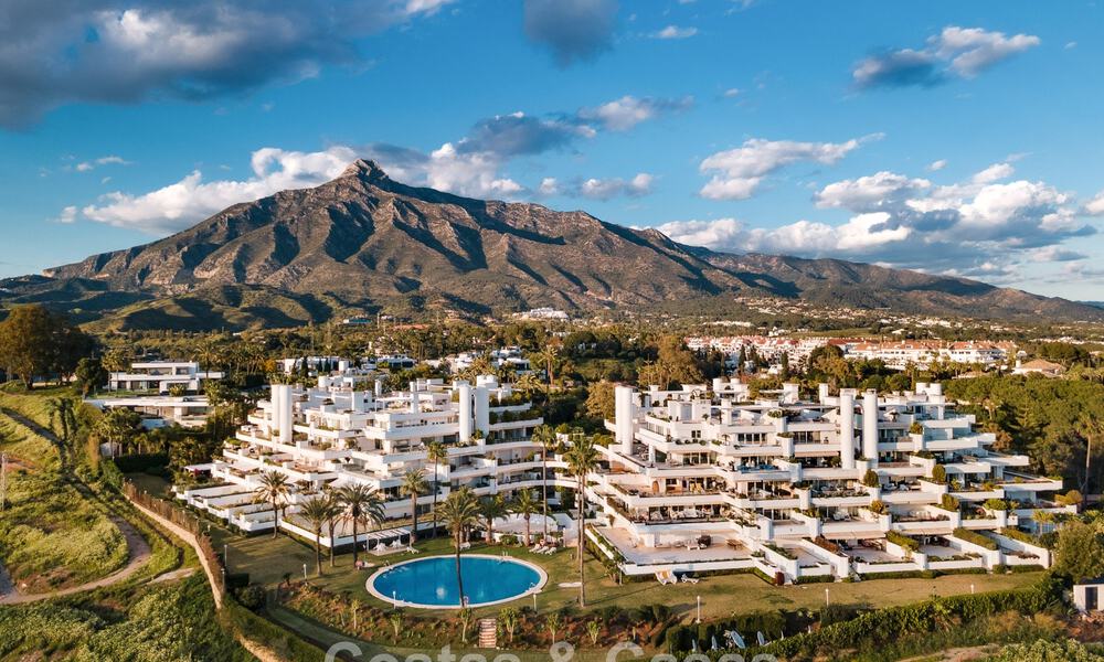 Luxurious renovated 3-bedroom apartment for sale with panoramic views on Marbella’s Golden Mile 784252