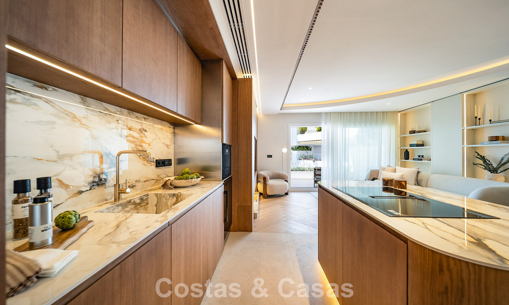 Luxurious renovated 3-bedroom apartment for sale with panoramic views on Marbella’s Golden Mile 784259