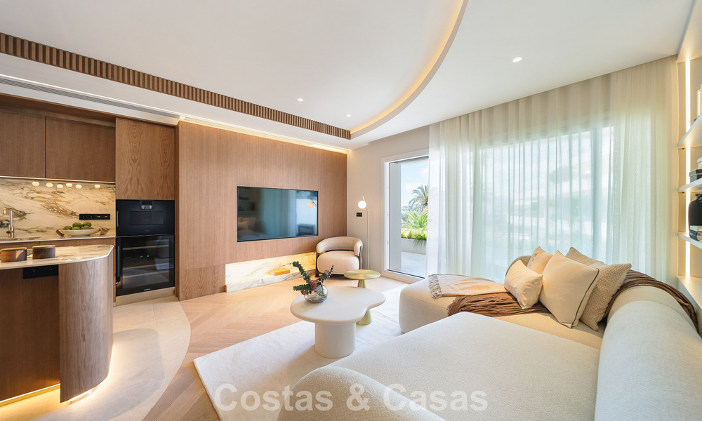Luxurious renovated 3-bedroom apartment for sale with panoramic views on Marbella’s Golden Mile 784263