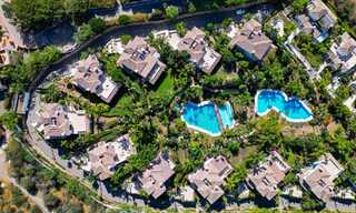 Stunning, modern, Mediterranean villa for sale in a secure, exclusive complex on Marbella's Golden Mile. 784282 