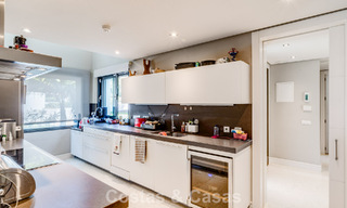 Stunning, modern, Mediterranean villa for sale in a secure, exclusive complex on Marbella's Golden Mile. 784289 