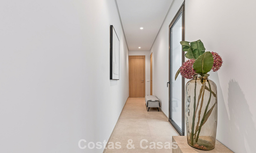 Contemporary luxury villa for sale in the green hills near San Pedro in Marbella - Benahavis 784327