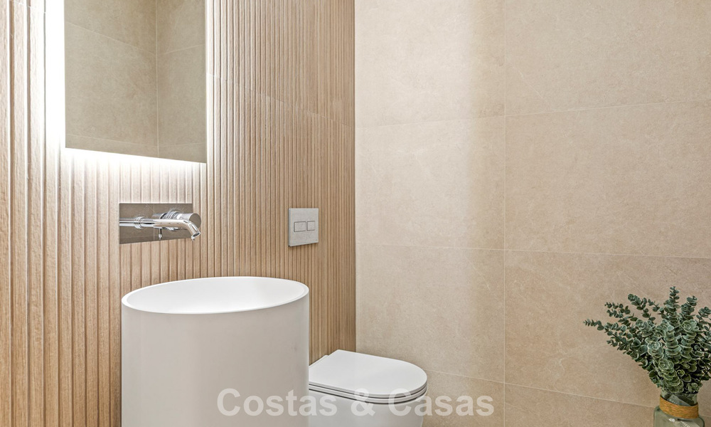 Contemporary luxury villa for sale in the green hills near San Pedro in Marbella - Benahavis 784337